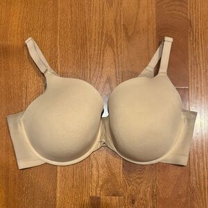 Cacique lightly lined full coverage bra 42DDD in solid nude